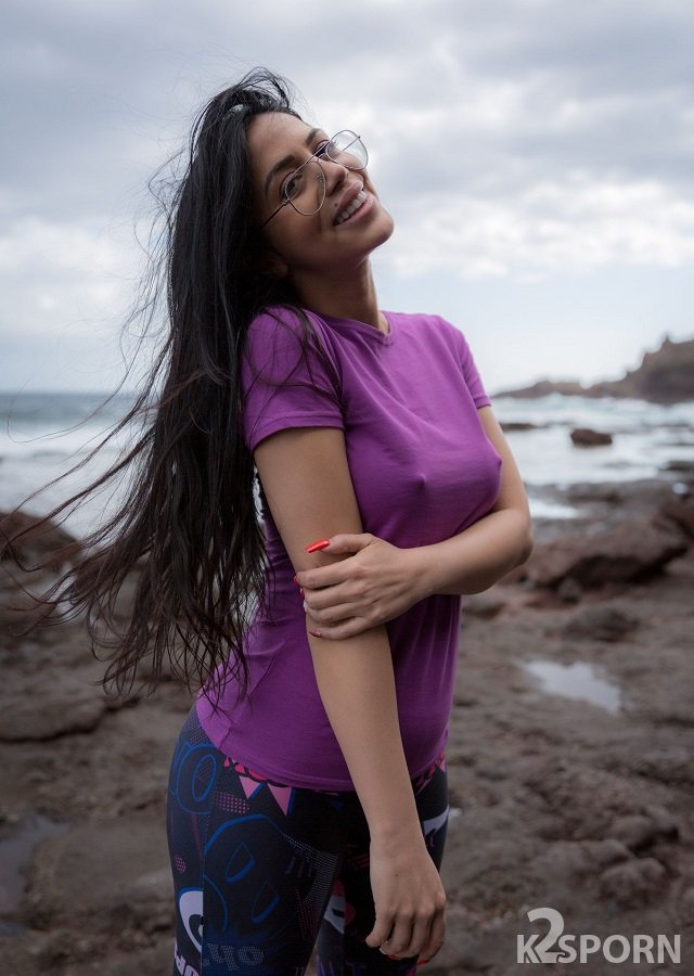 Julia de Lucia - Romantic Sex With Latina Babe On The Beach FullHD