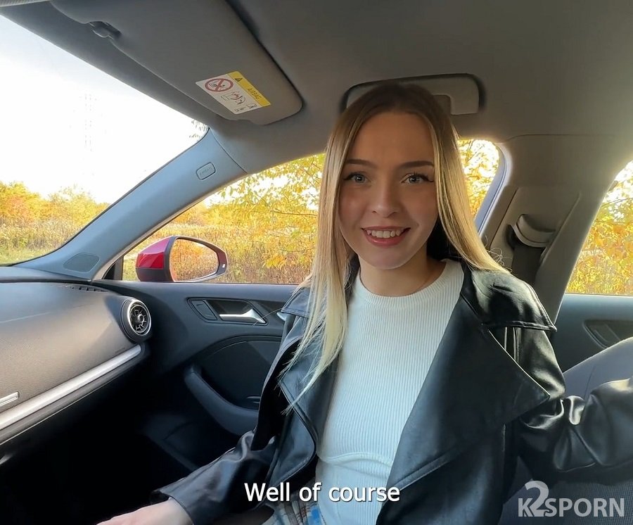 LIs Evans - Cute Girl Gave A Blowjob In The Car FullHD