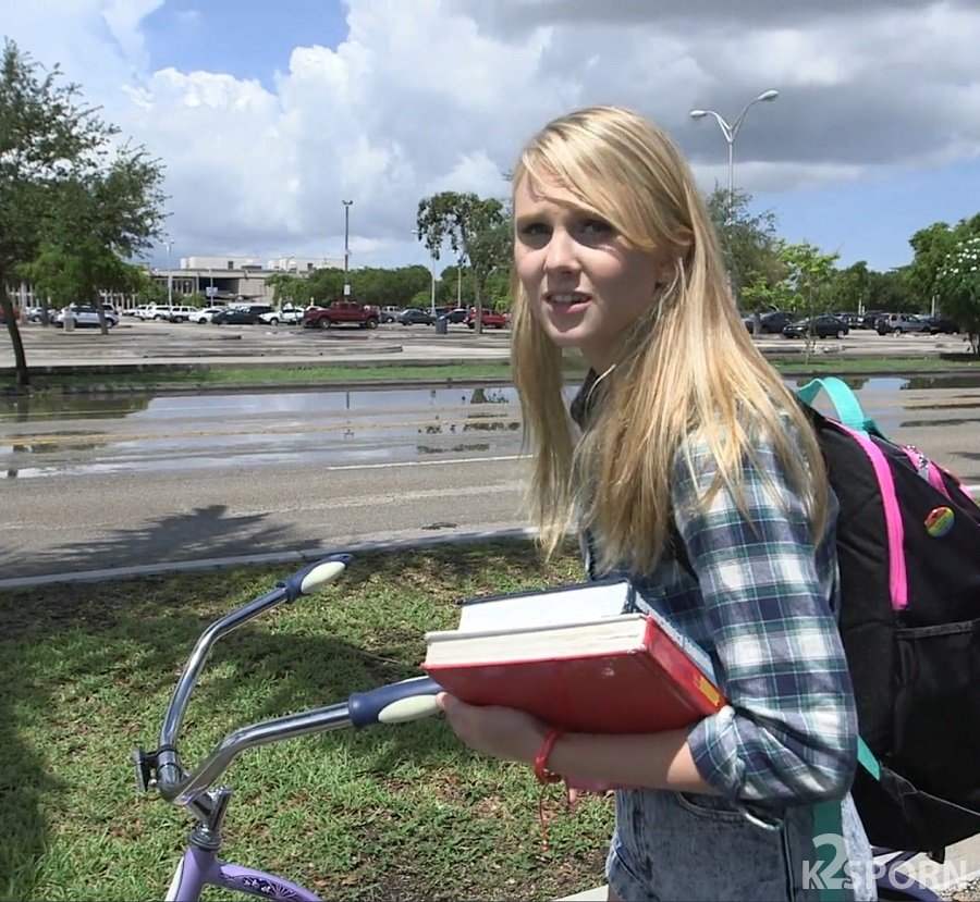 Lily Rader - Pickup Tight Teen And Fucked in The Bus FullHD