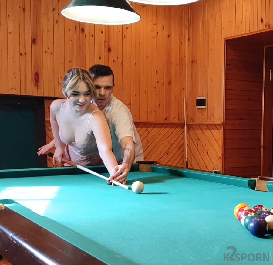 Hazel Grace - Amateur Sex In A Sauna On A Pool Table FullHD