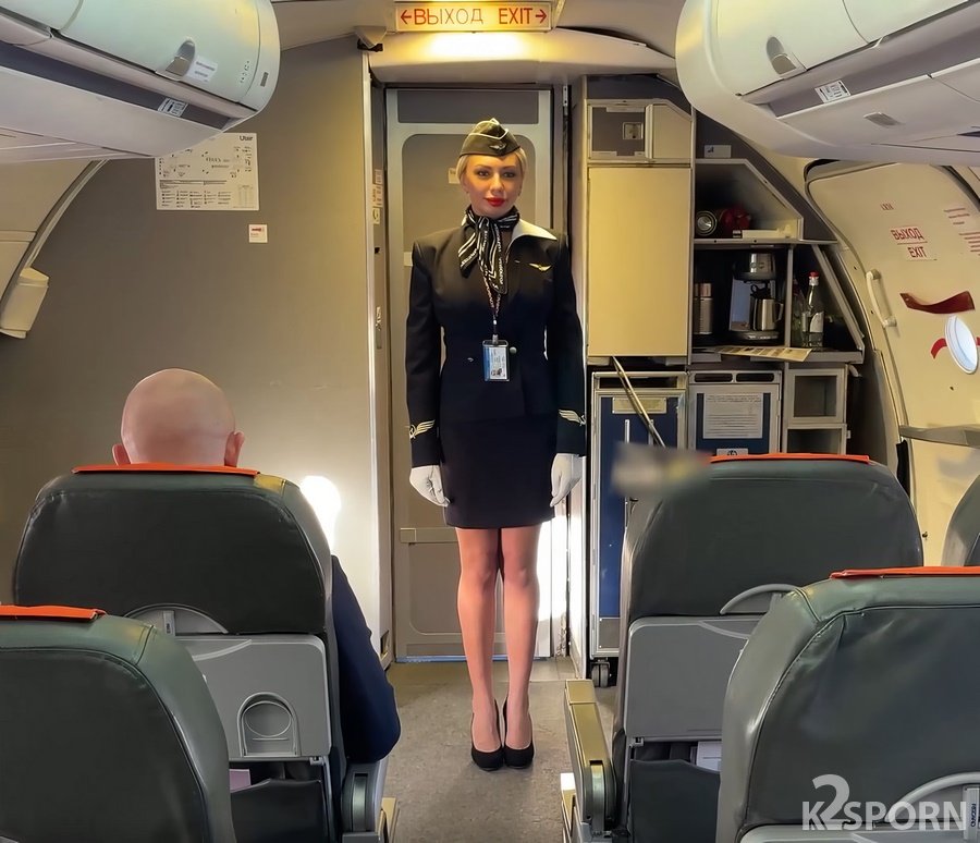 Alexa Bunny - Stewardess Gets Double Penetrated On Plane FullHD