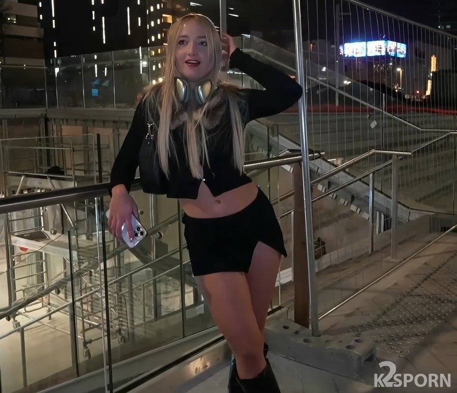 Chloe Chevalier - BF Cheated So I Fucked Two Bbcs I Just Met In The Street And Facetimed Him The Whole Time FullHD