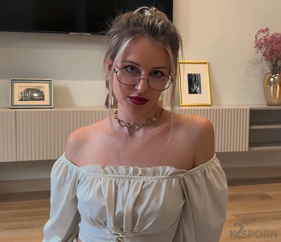 Mila Lioness - Blackmail Sex With Hot Stepmom FullHD