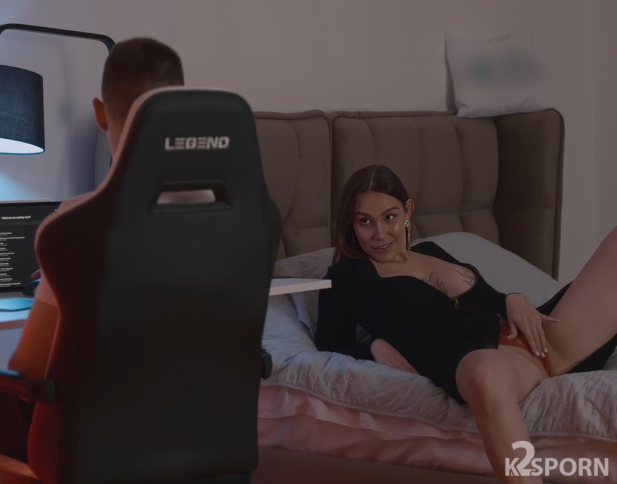 Kiss Cat - Stepmom Seduces Stepson While Husband Away UltraHD/4K