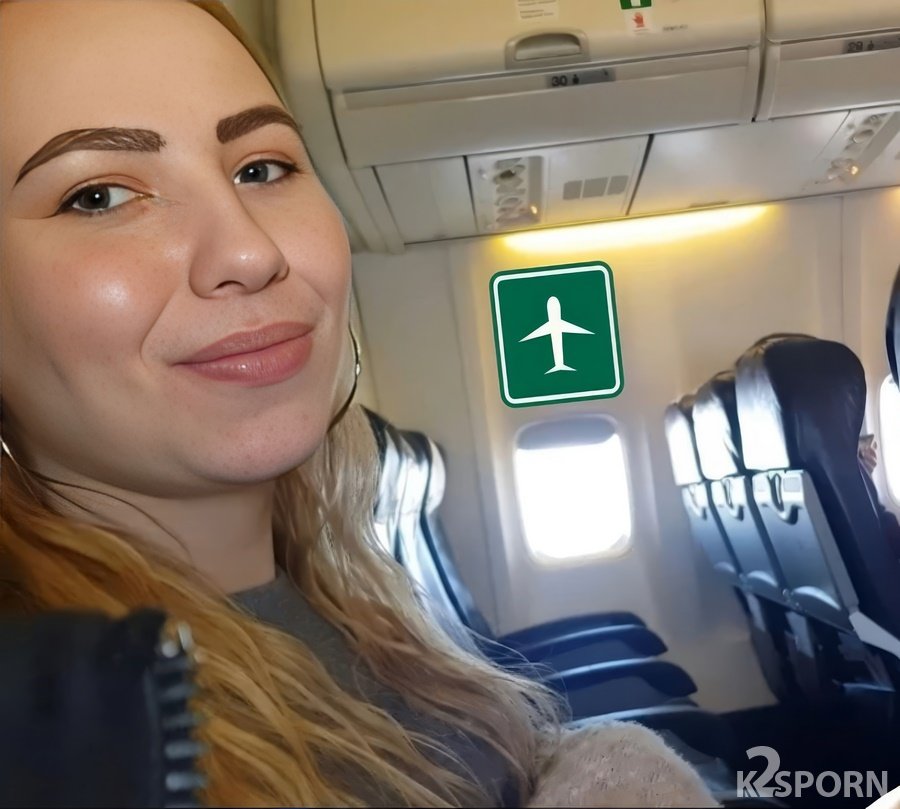 Bella Mur - Airplane Sucking Dick And Masturbating FullHD