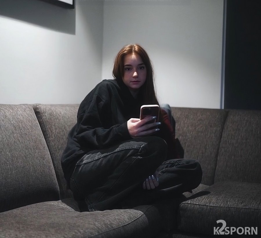 Melanie Marie - I Caught My Stepsister Masturbating And Then Fucked Her, Accidentally Cumming In Her Pussy HD