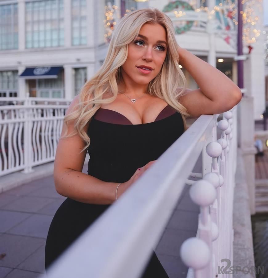 Elle Brooke - Sexy British Babe On Date With BBC 1080p FullHD