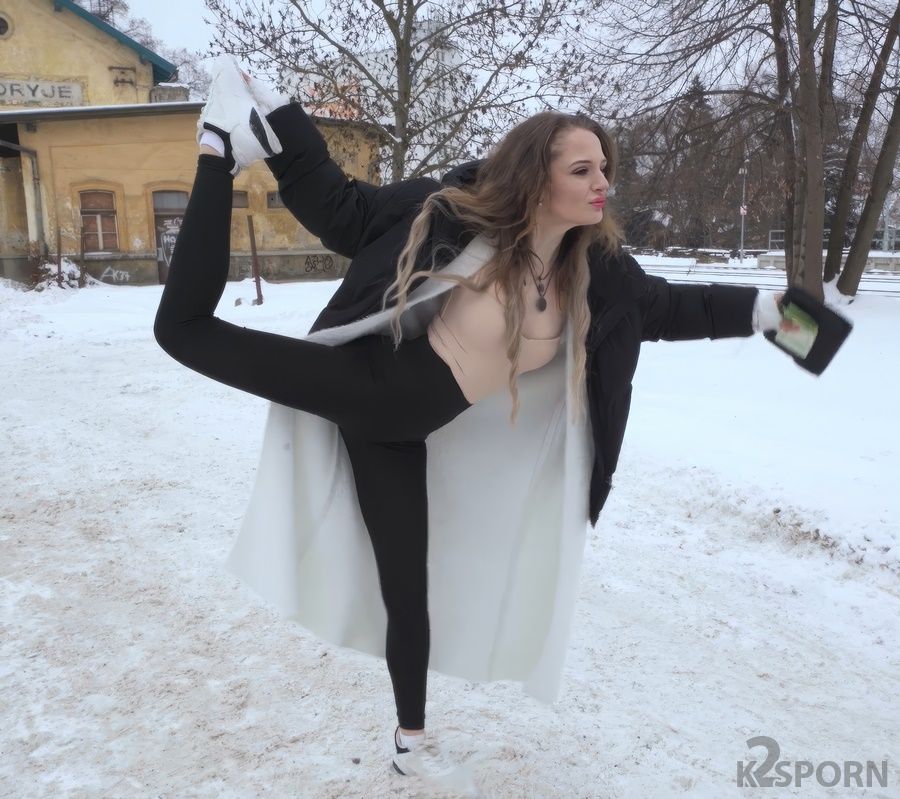 Lilith Liber - Russian Ballerina Pickuped And Fucked For Money 1080p FullHD