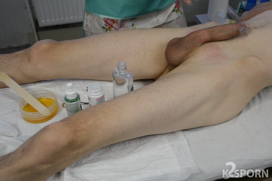 Amateur - Man Waxing With Handjob 1080p FullHD