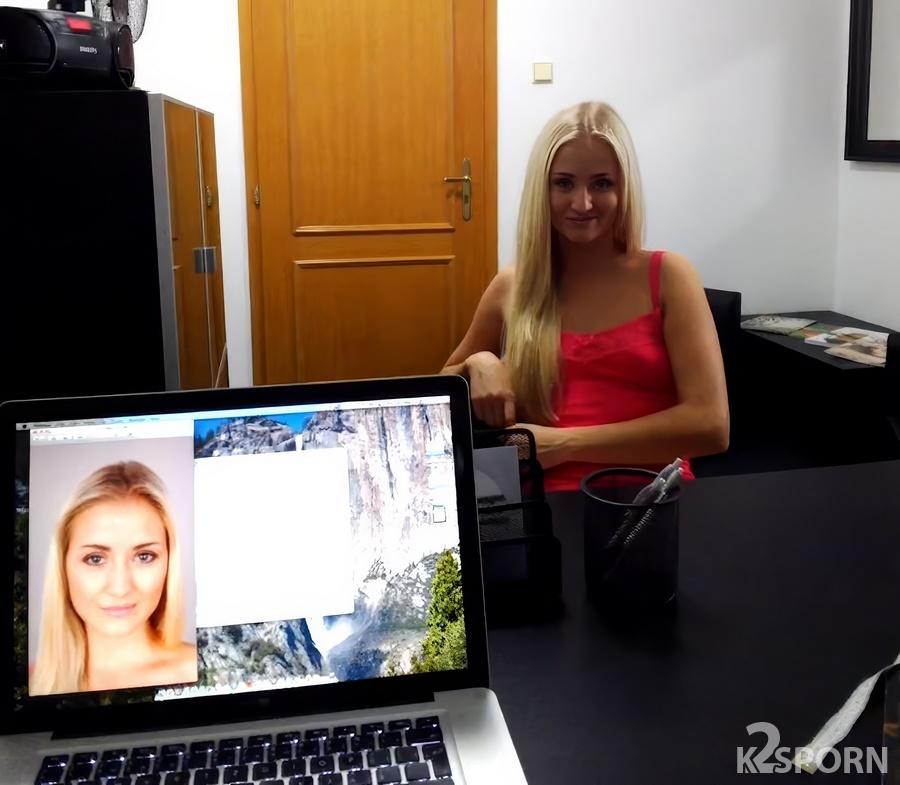 Cayla Lyons - Blonde Girl On Model Casting 720p HD