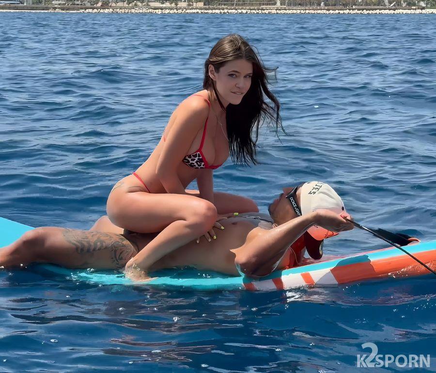 Rossa Vaxx - Caught Fucking In The Sea And We Record Her 2160p UltraHD/4K