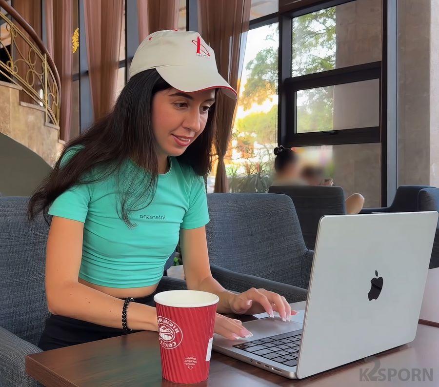 Katty West - Caught a Girl Watching Porn In a Cafe And Took Her In For a Thorough Search 1080p FullHD