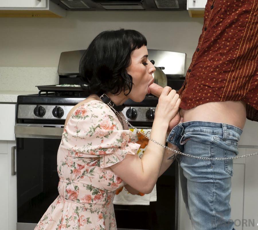 Olive Glass - Stepmother Obediently Sucks Off Her Stepson 2160p UltraHD/4K